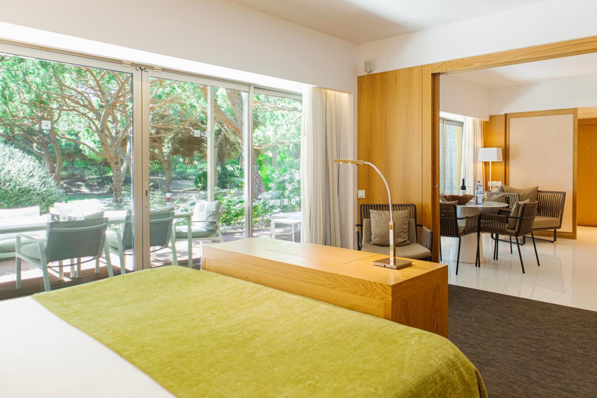 阿尔加维史诗萨纳酒店 阿尔布费拉 客房 照片 A suite at the hotel